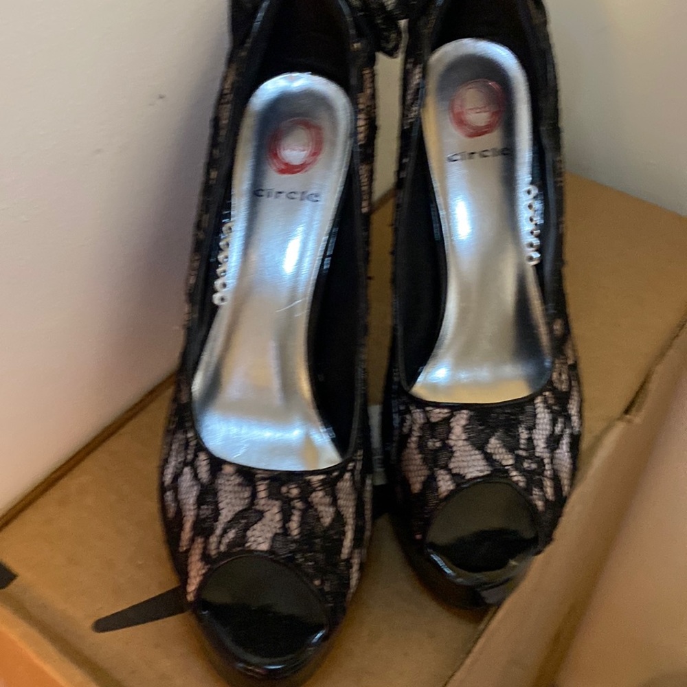 Red circle 6inch stilettos